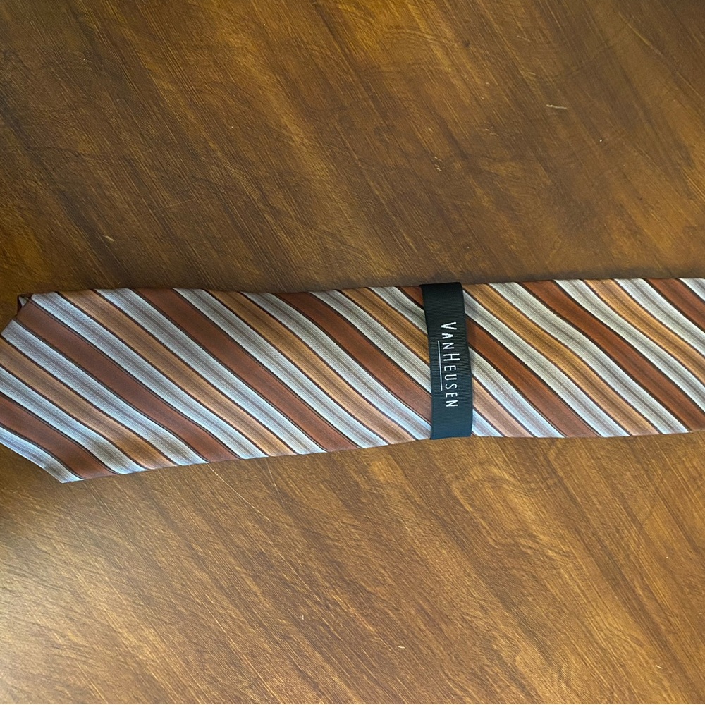 5 Men’s Ties. Brand new. Calvin Klein, Geoffrey Beene and Van Heusen
